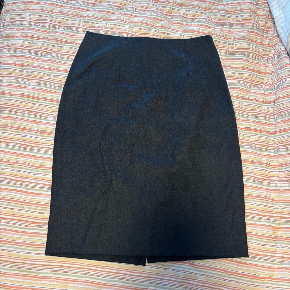 Oscar de la Renta Classic Black Pencil Skirt